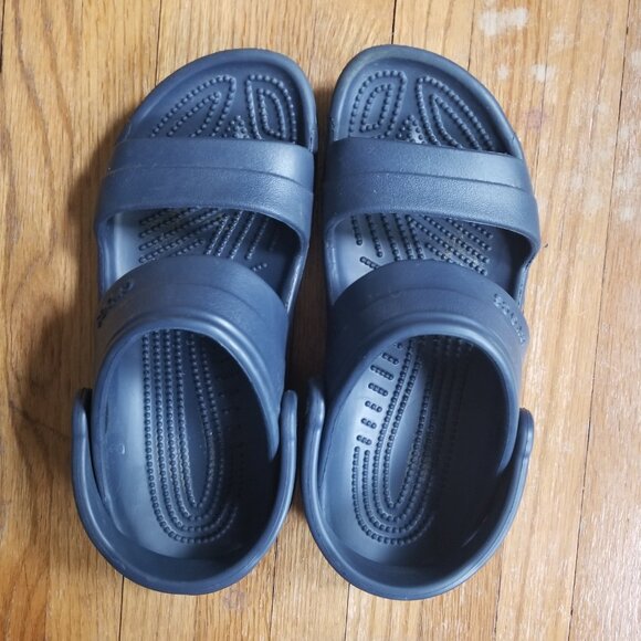 Navy Crocs Sandals Women's Size 7 - Picture 2 of 4
